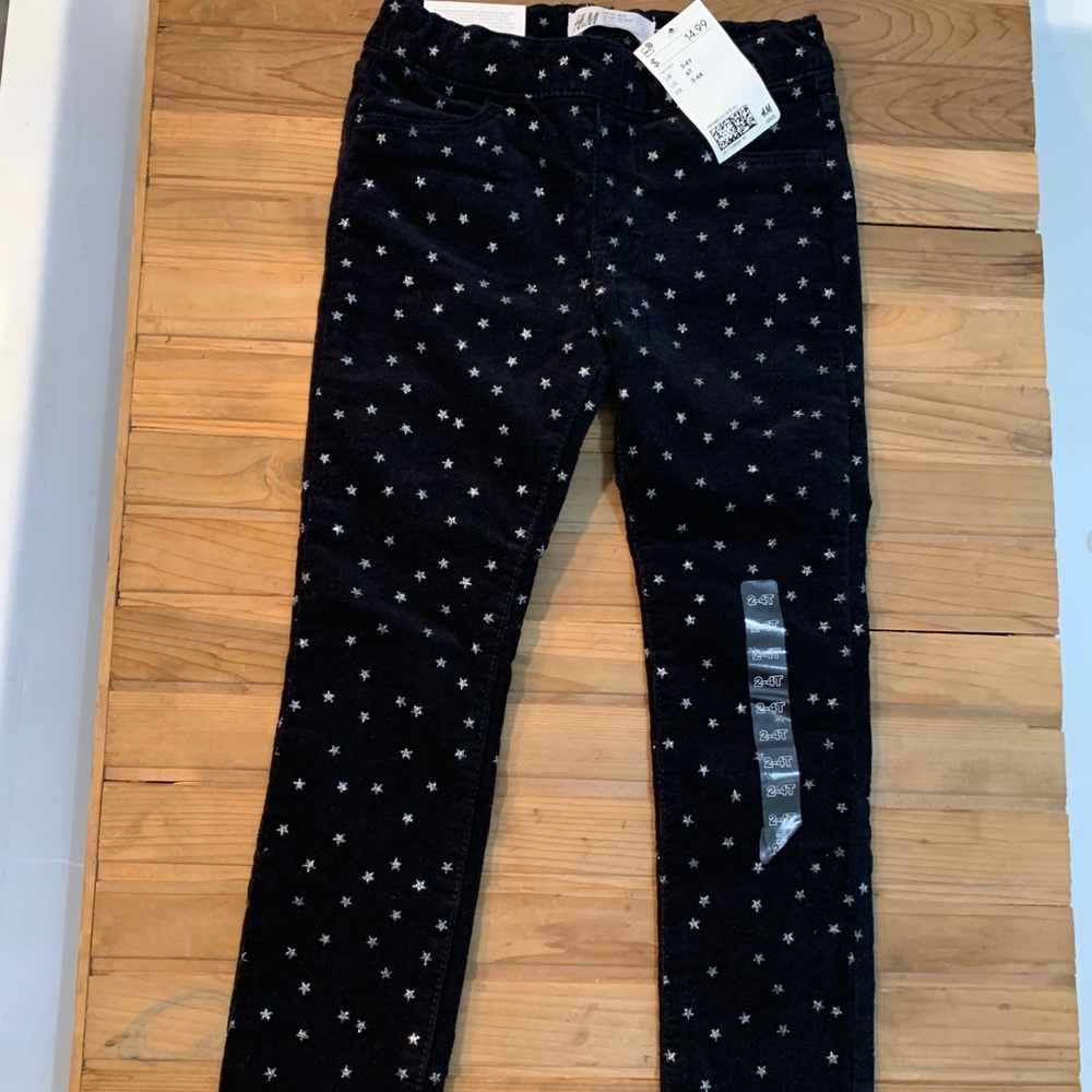 H&M Black Pull On leggings Pants with Silver Stars